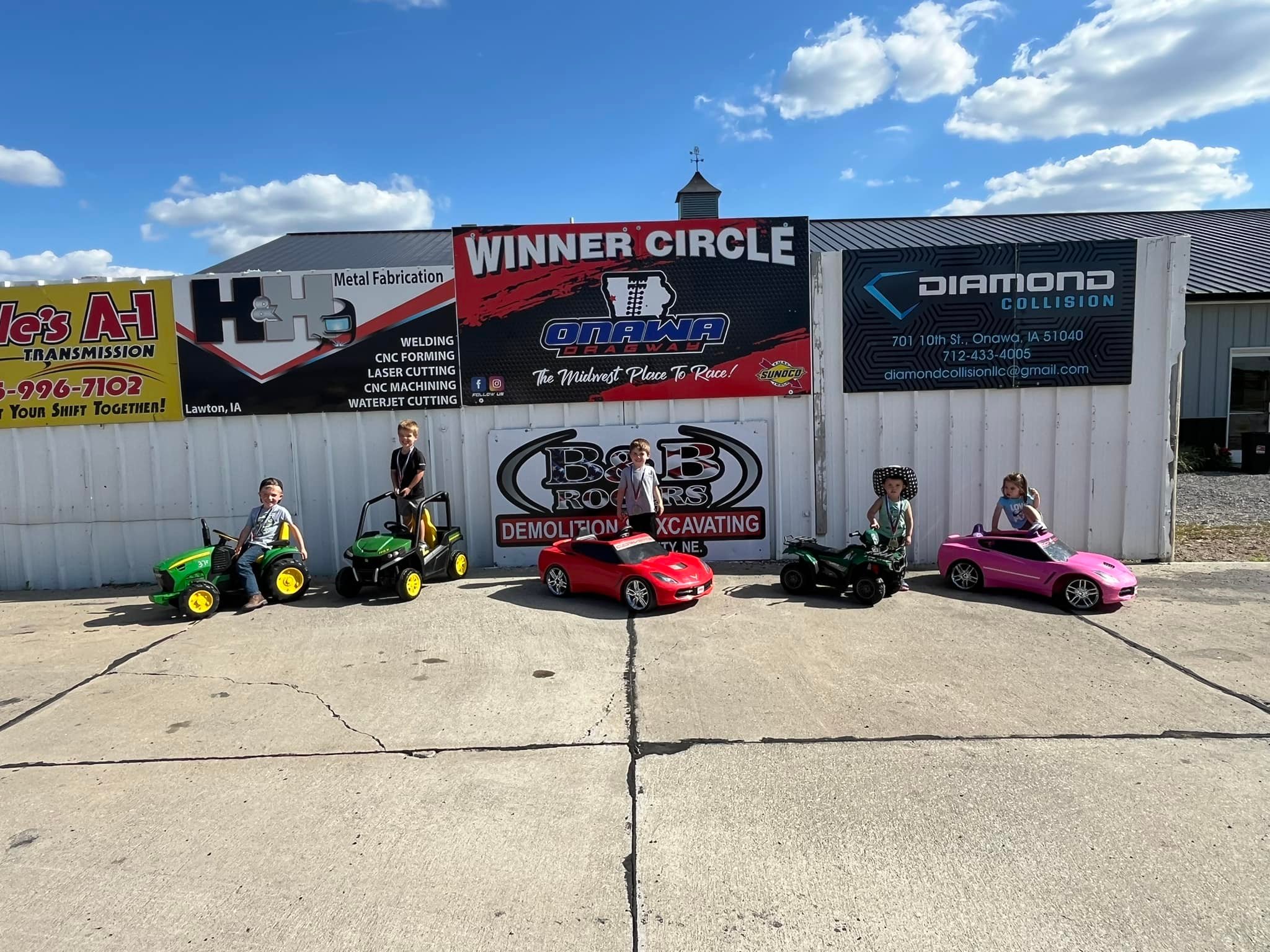 Onawa Dragway - The stars of the show today was our...