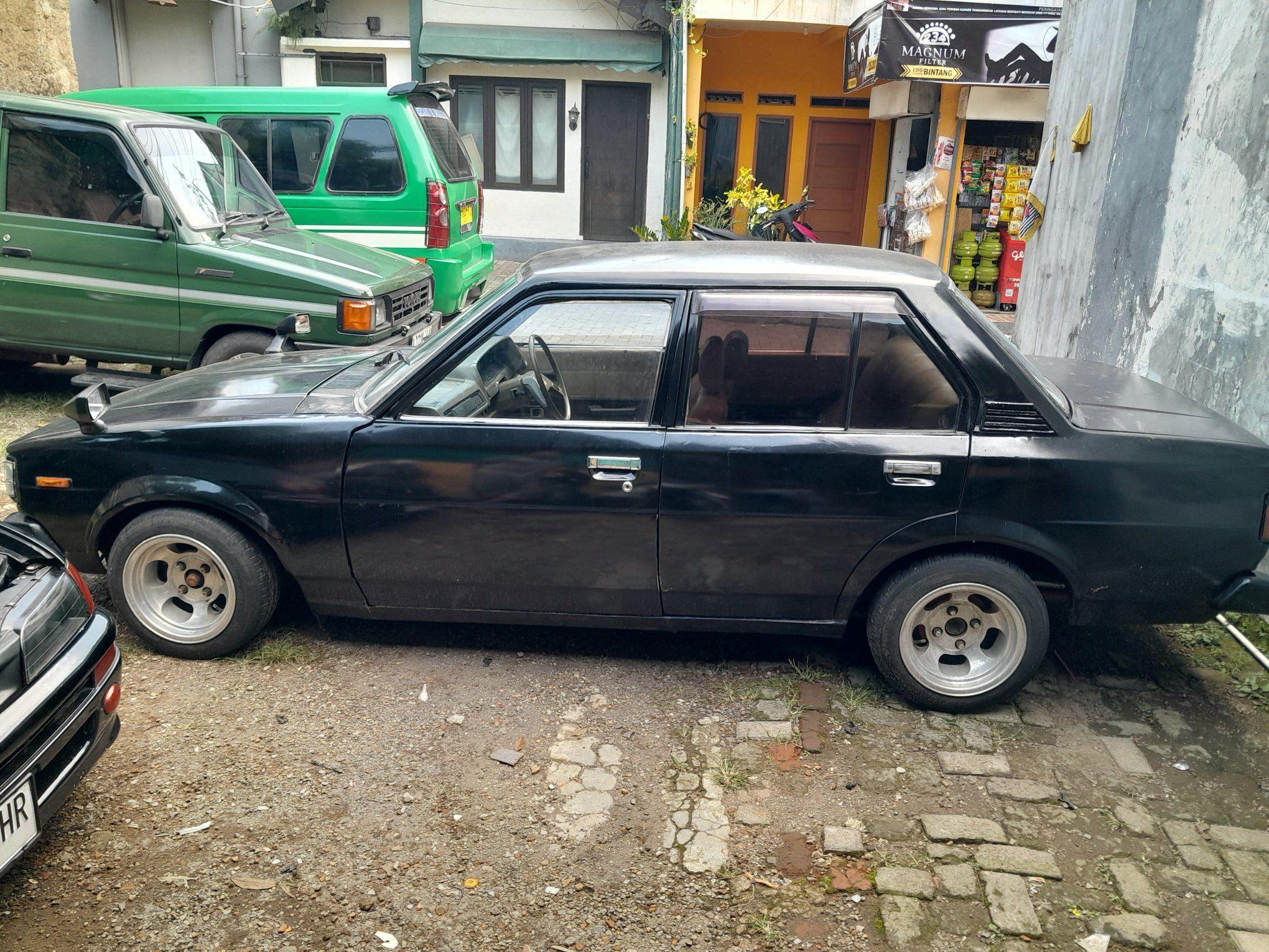 Corolla dx 80 pajak isi - Cars & Trucks - Bandung | Facebook ...