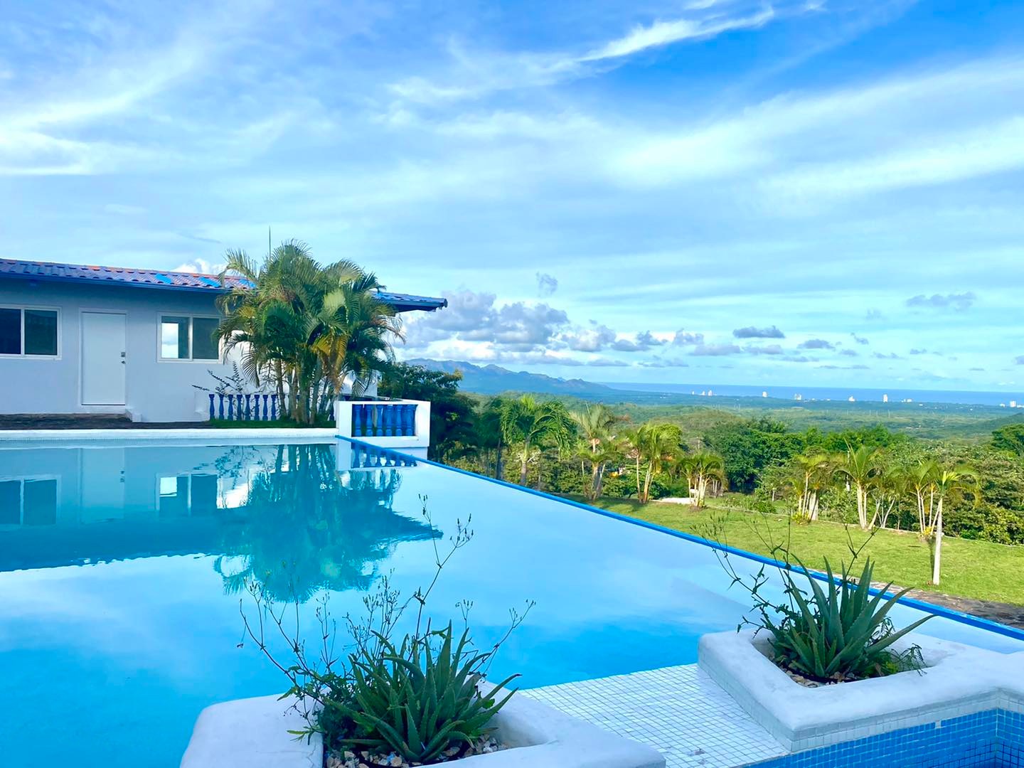 Eclipse Hotel - Our beautiful infinity pool with stunning...