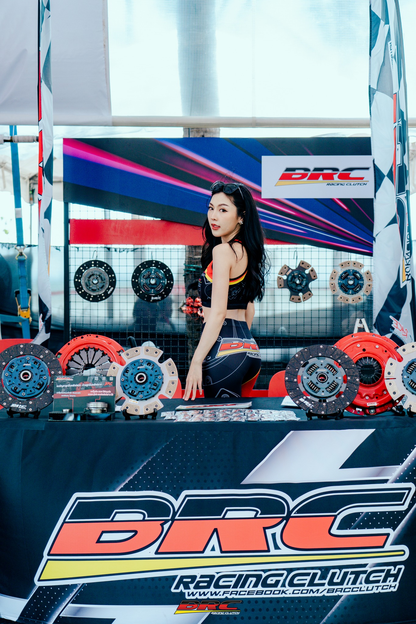 BRC clutch - พรุ่งนี้ BRC หยุดทำการ 1 วันนะคะ...