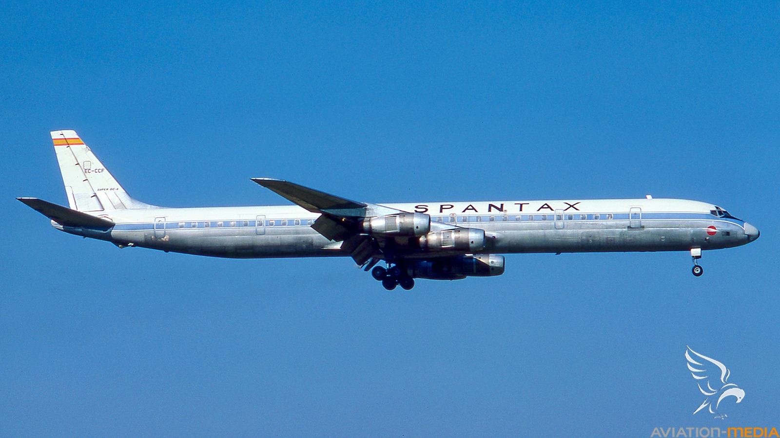 With the introduction of the new livery in the 1980s, SPANTAX also