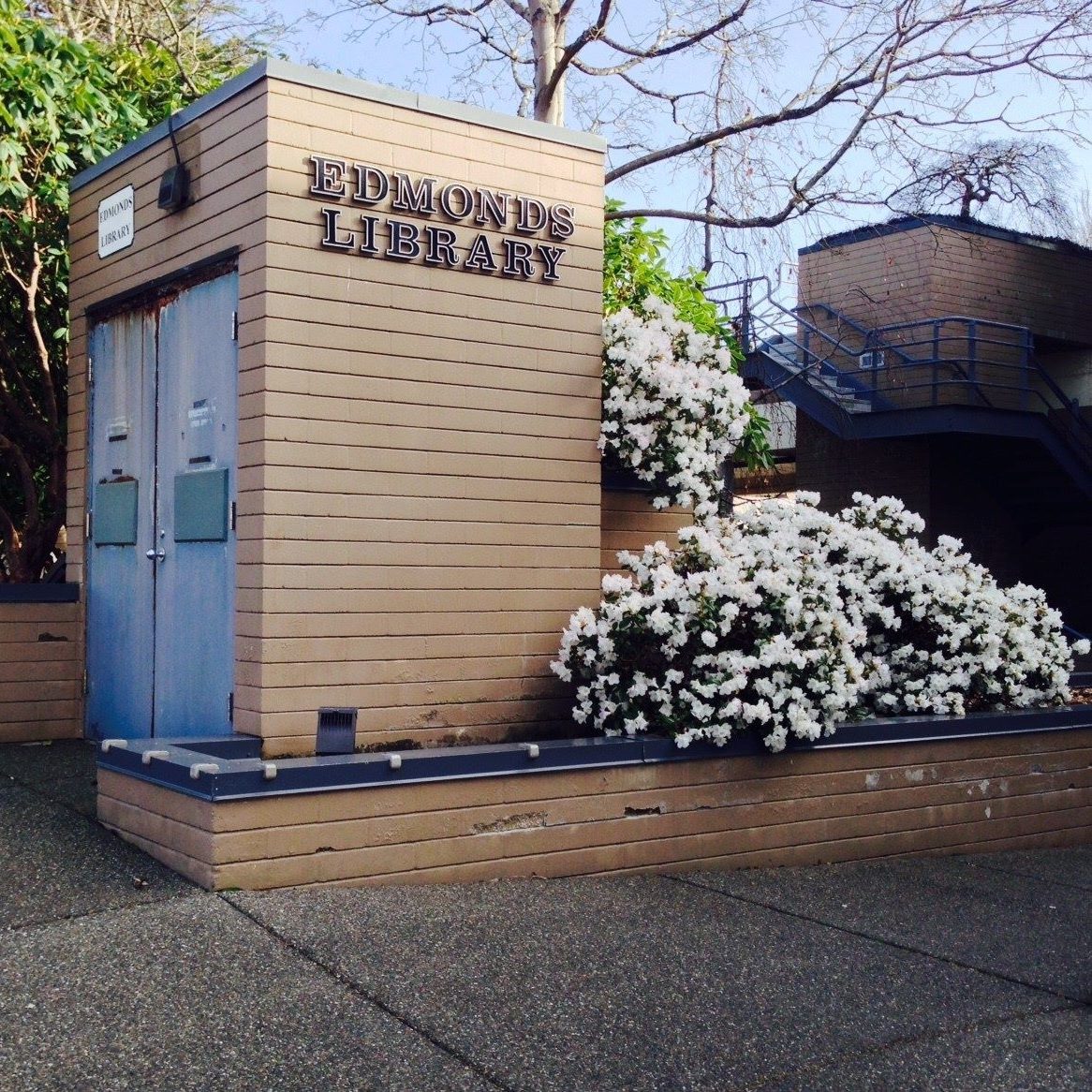 Friends of the Edmonds Library