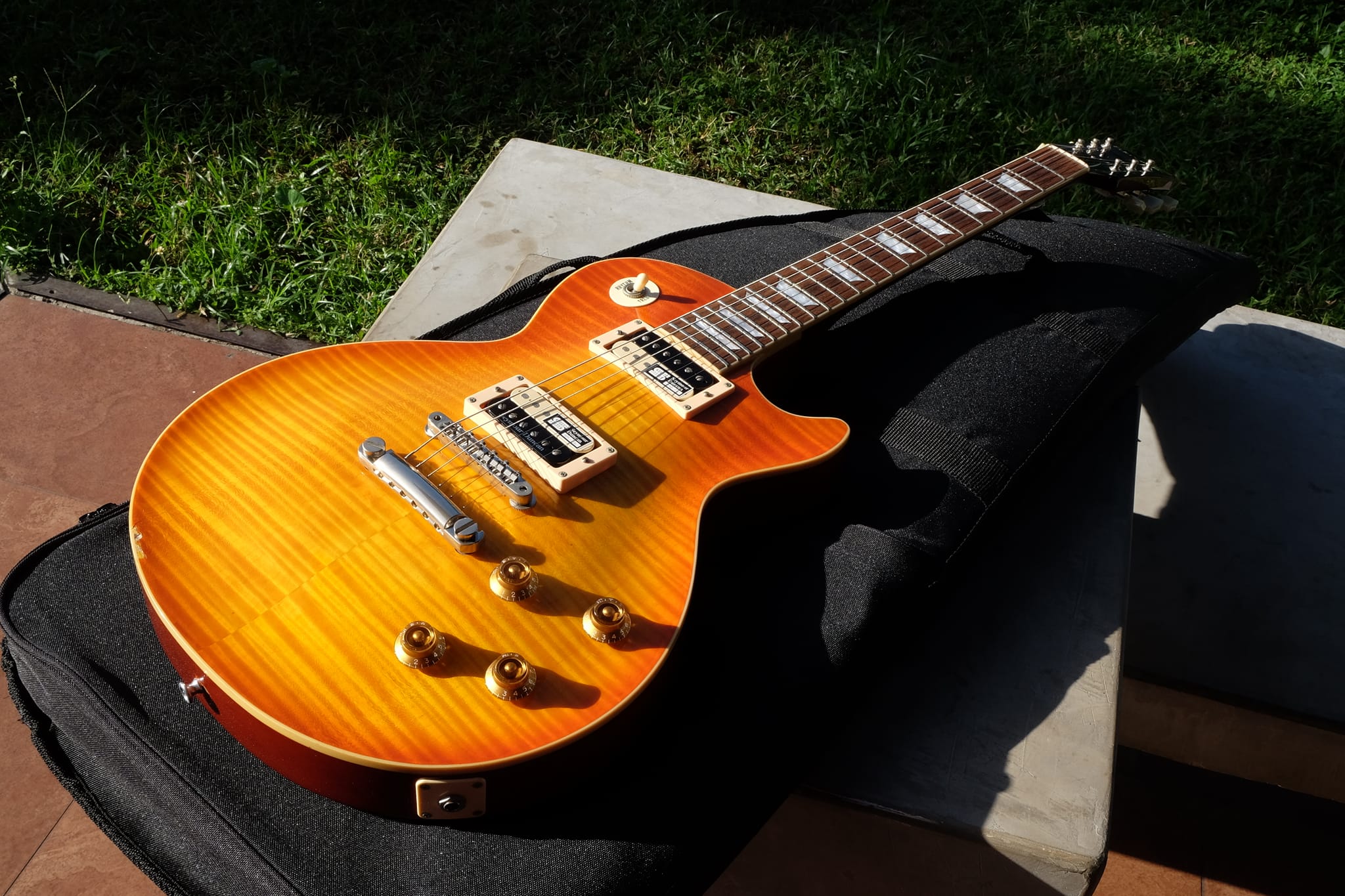 Edwards by ESP Japan limited Les Paul Custom guitar with Seymour