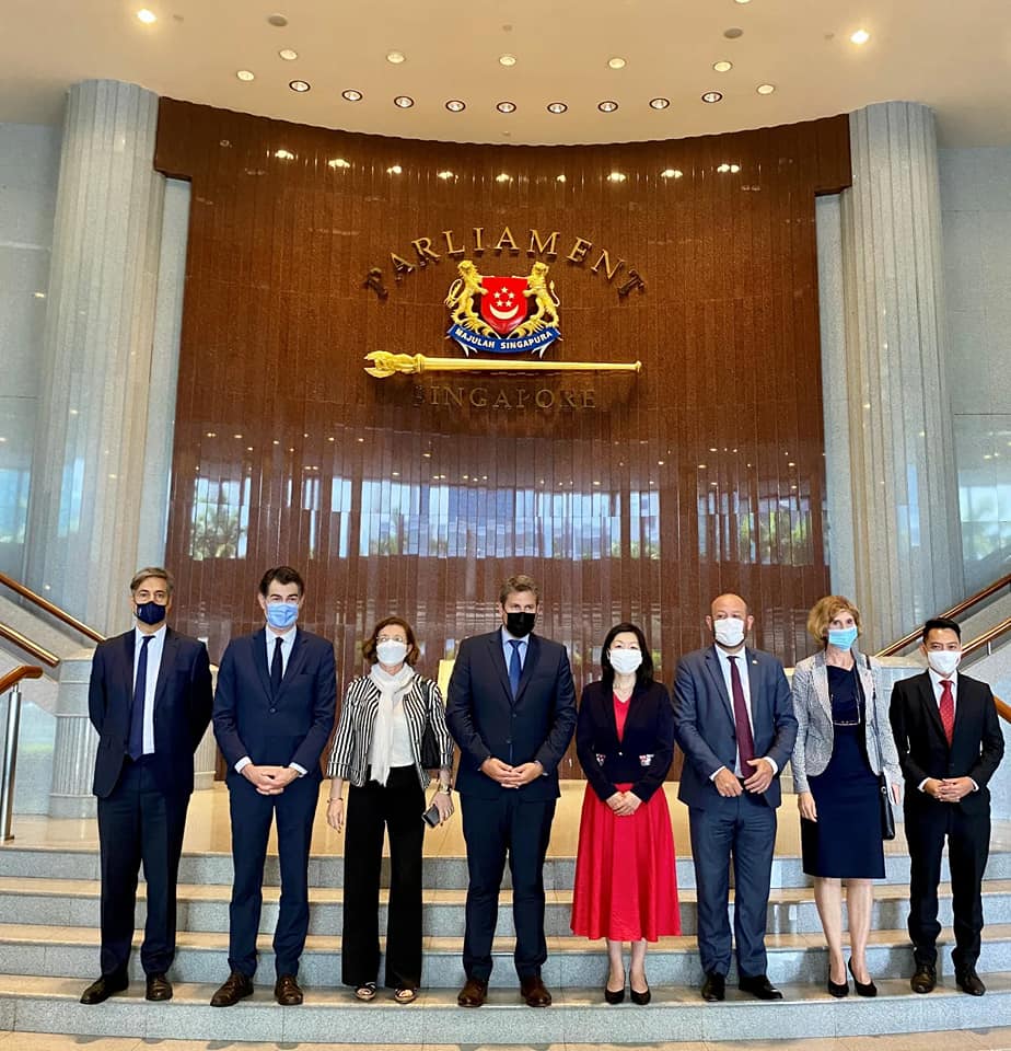 A delegation of Senators from the France-Southeast Asia friendship ...