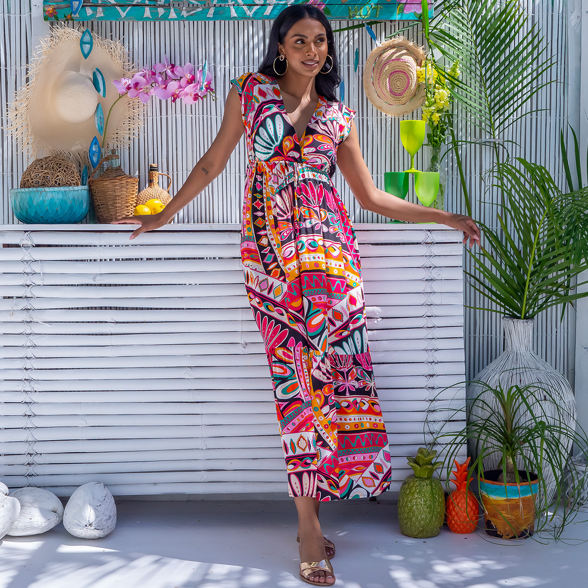 meet-us-at-the-bar-in-the-seaside-mombasa-rose-boutique