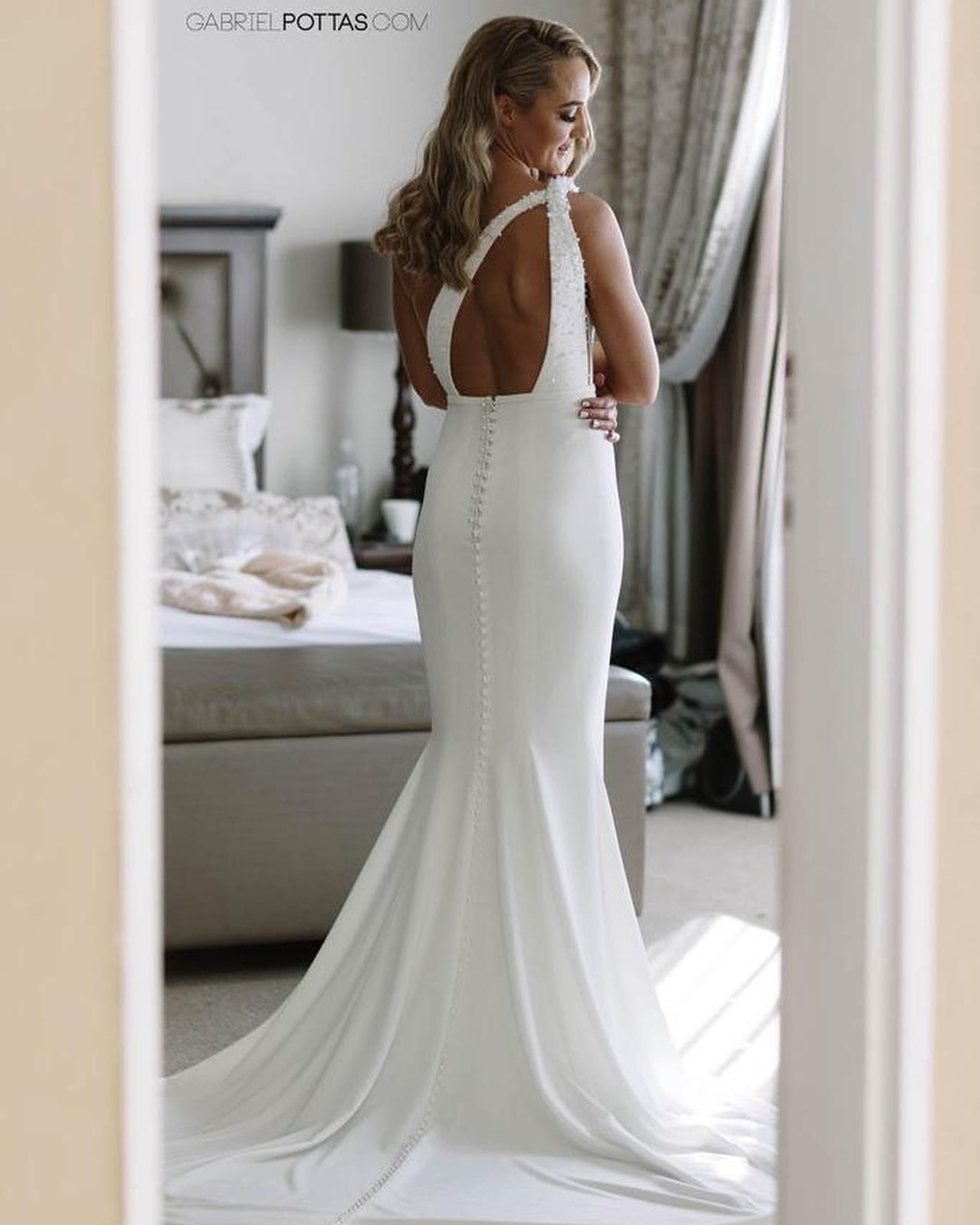 🤍 NICOLA 🤍 This Beautifully Unique... - Anel Botha Couture | Facebook