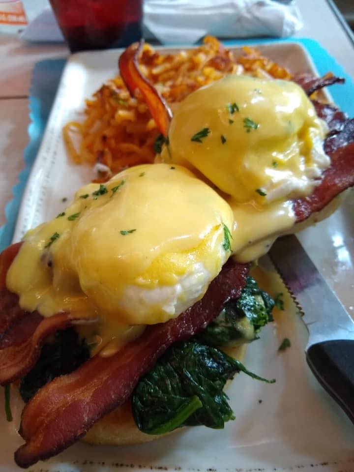 Blu’ Island Bistro | Facebook
