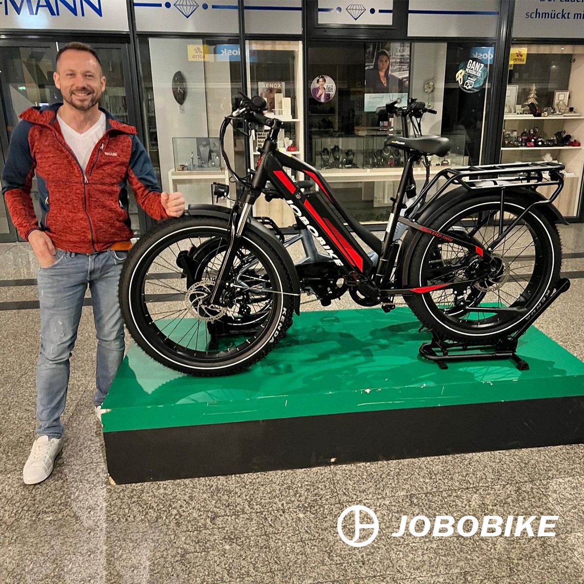meister des alltags der mann mit den grünen handschuhen Arbeitshandschuhe, grün/schwarz Lumos - Ultra E-Bike - Farbe:cinder trail Skaterhelm 26 Zoll Damenfahrrad mit