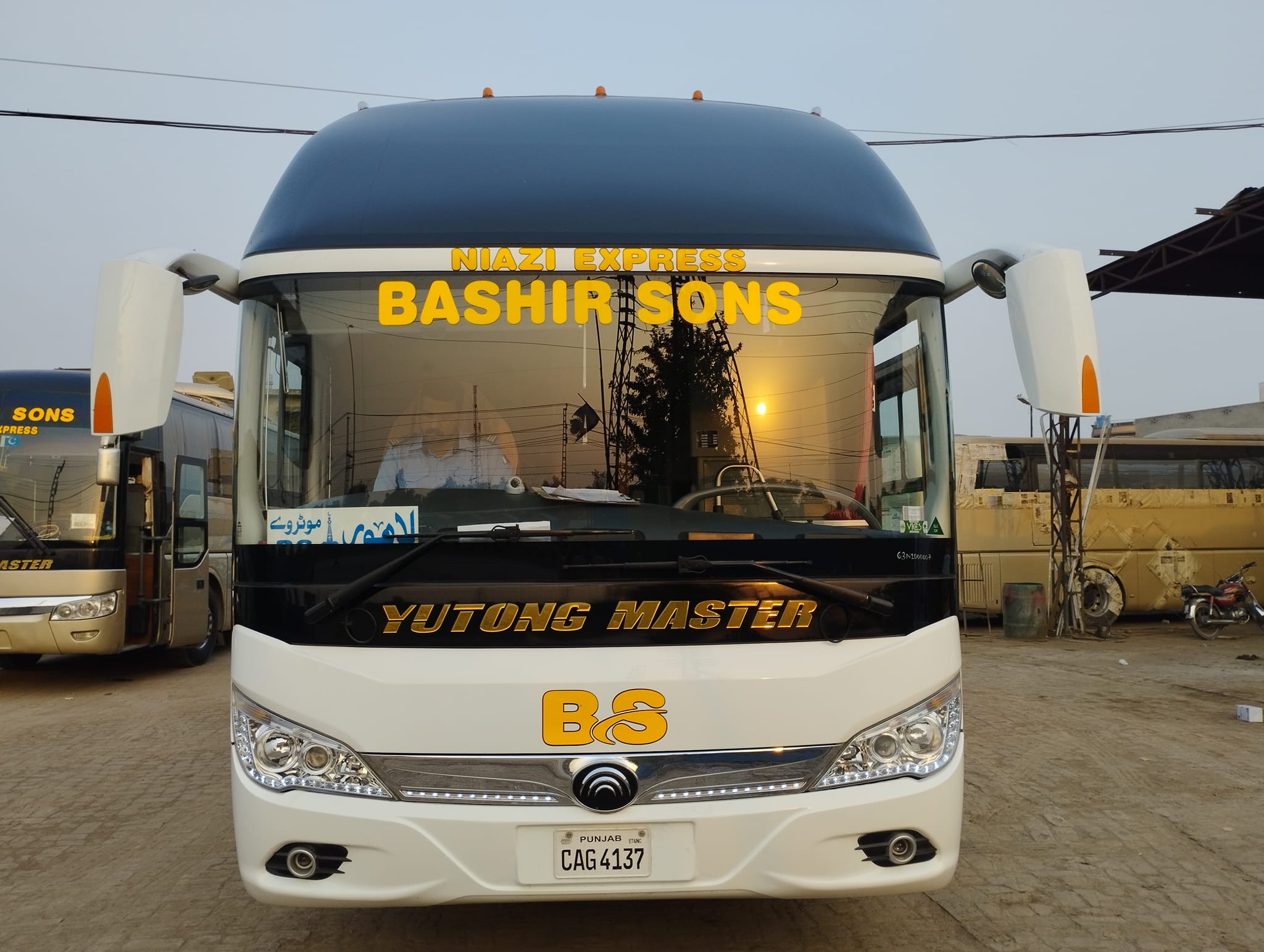 Bashir Sons New Double Glass... - All New Buses-Lahore