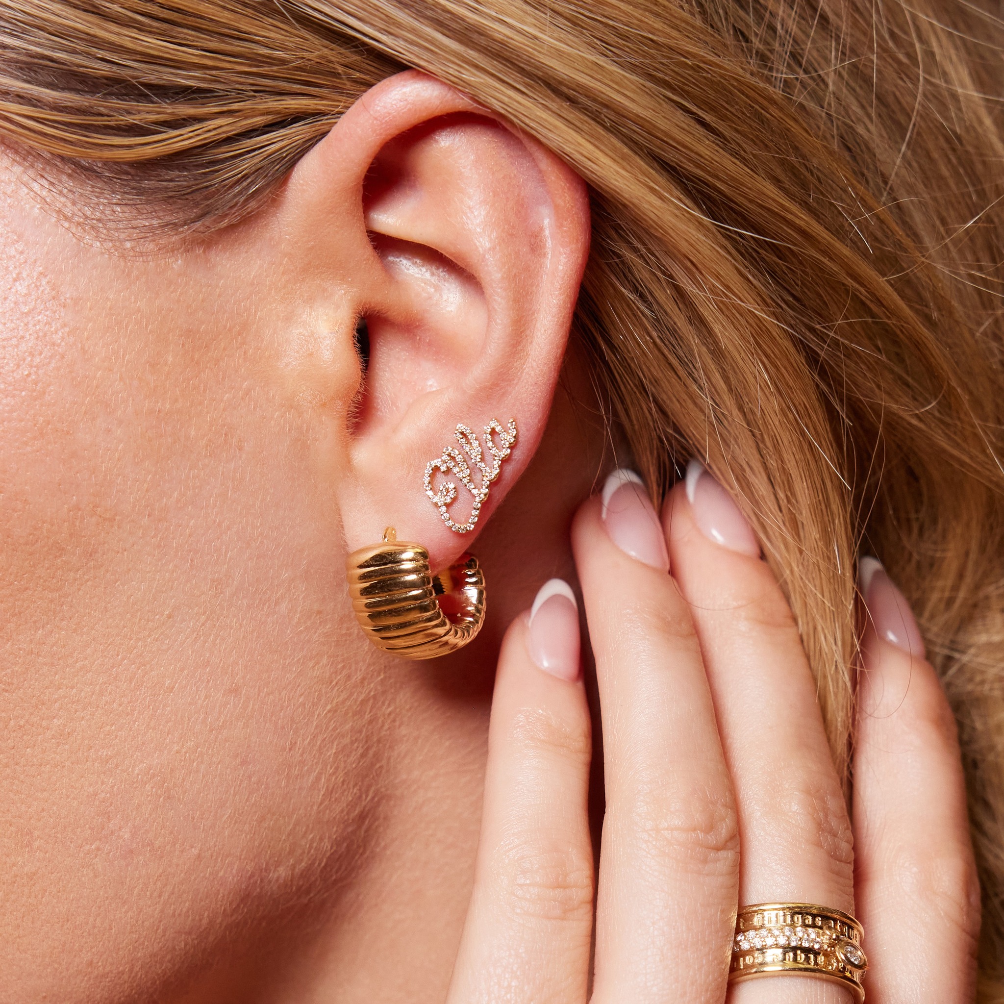 ✨ Earring sets in both gold + silver ⬇️