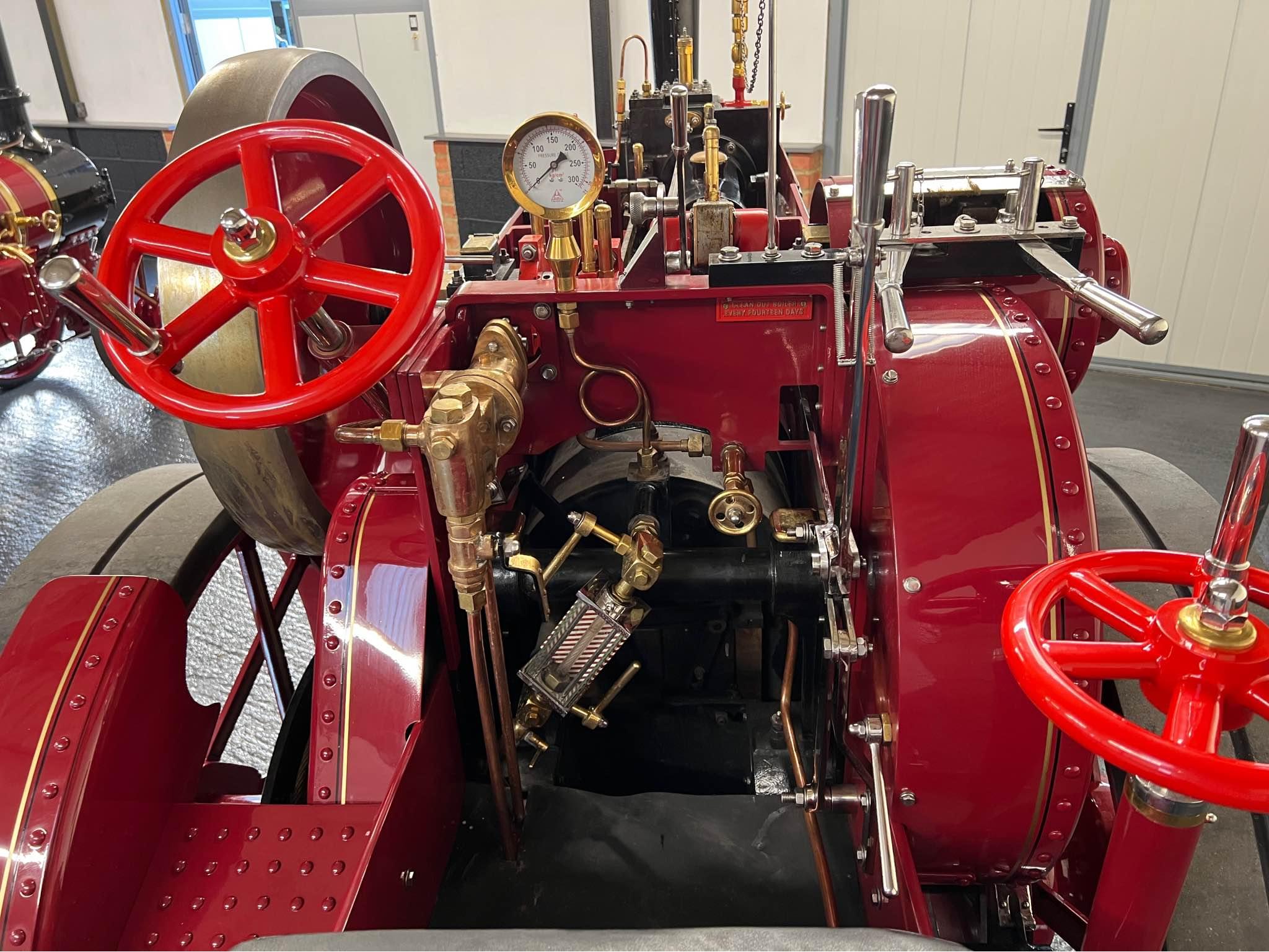 BRAND NEW 9” SCALE TASKER STEAM TRACTION ENGINE - Car Engines & Engine ...