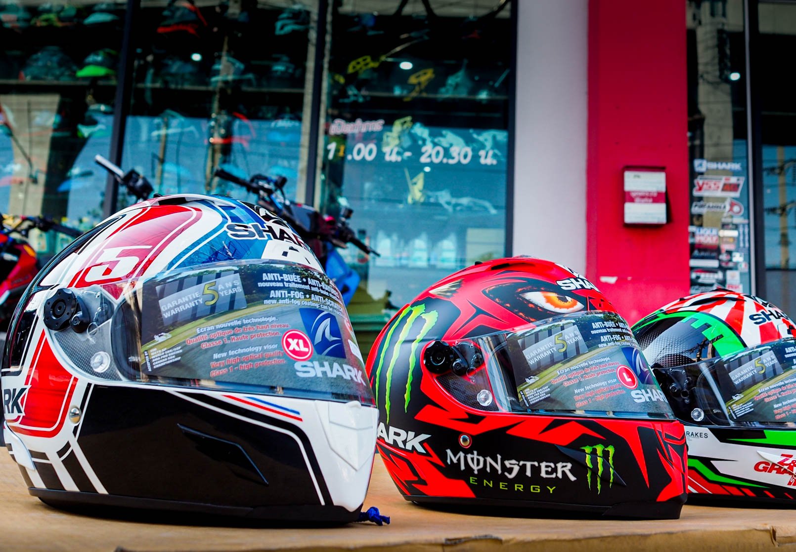 Race-R Pro 3 ลาย COLLECTIONS 2021 หายากแค่ไหนไม่รู้ อ่ะ ! ที่นี่มีนะ ...
