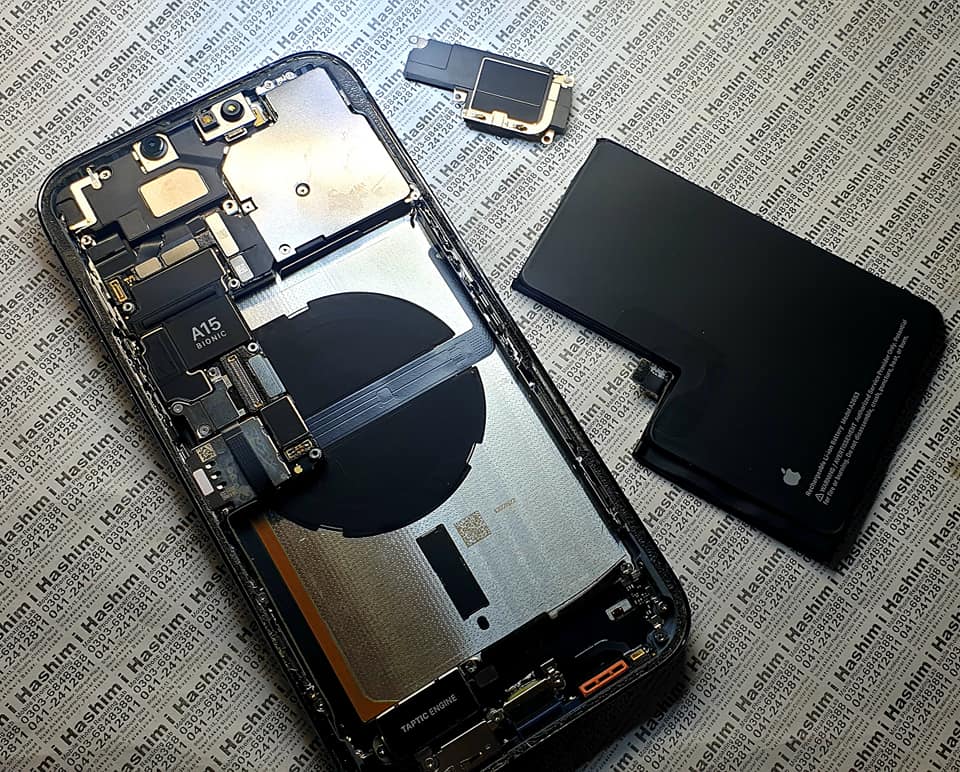 Hashim Mobiles Phone Repairing Lab & Traders