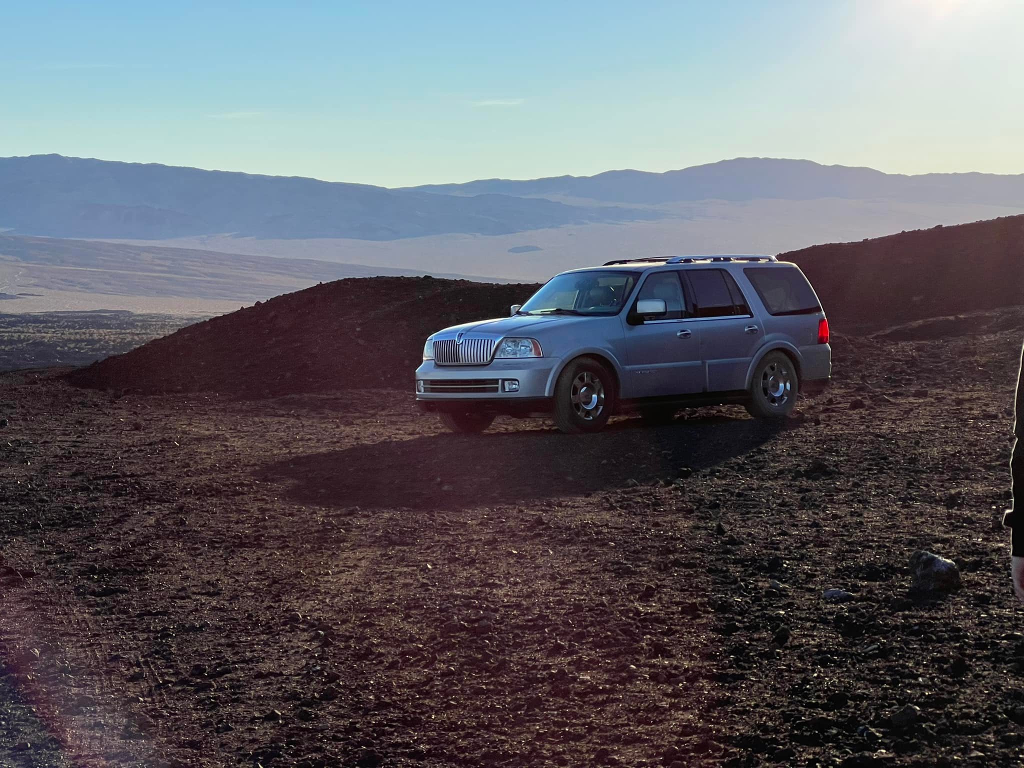 Q&A: 2001 Lincoln Navigator Air Suspension Light