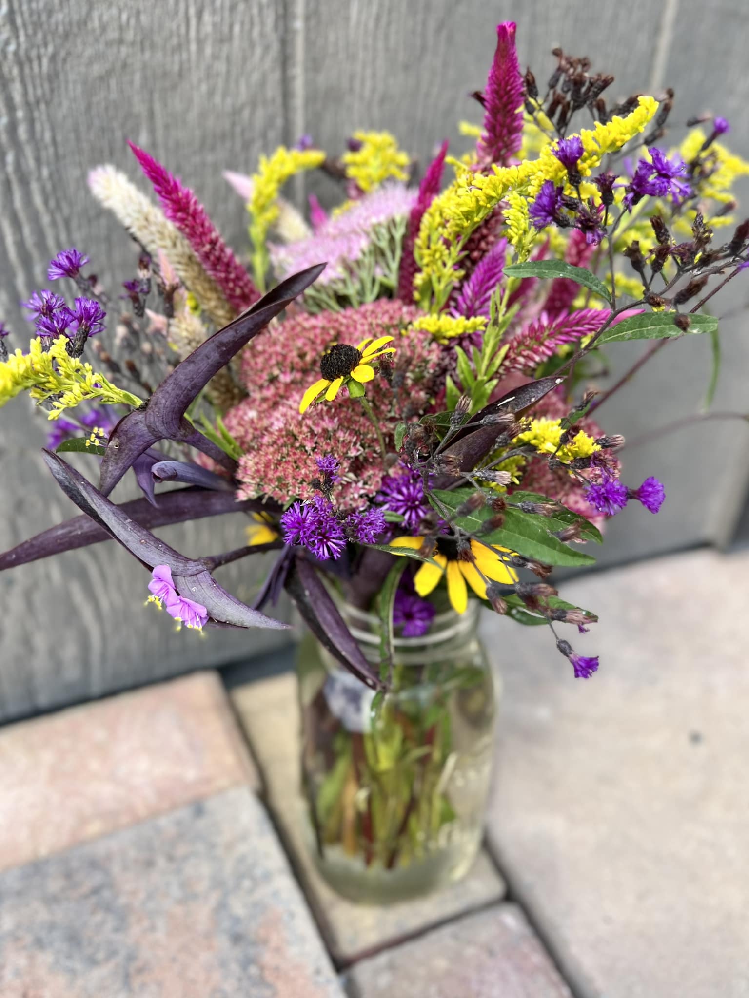 What are the flowers in this wildflower picture?