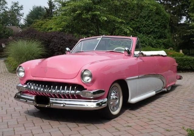 ピンクキャット ✓ Live at Clasiq.com 1951 Ford Custom Pink Convertible Presenting