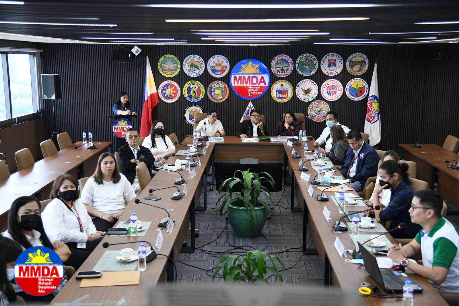 MMDA - MMDA, PHILHEALTH SEAL MOU FOR KONSULTA PROGRAM The...