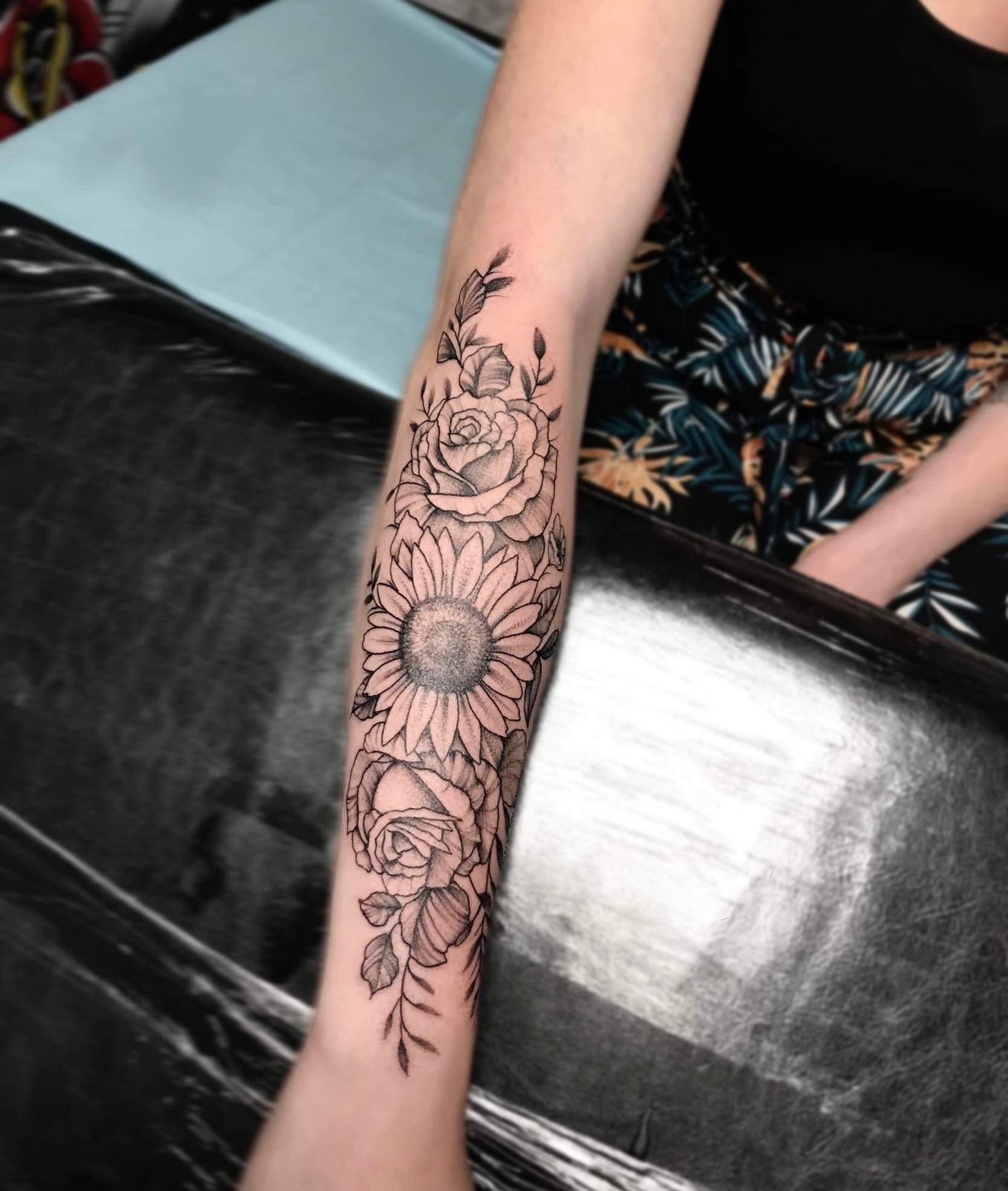 Tatouage Ornemental Femme Bras
