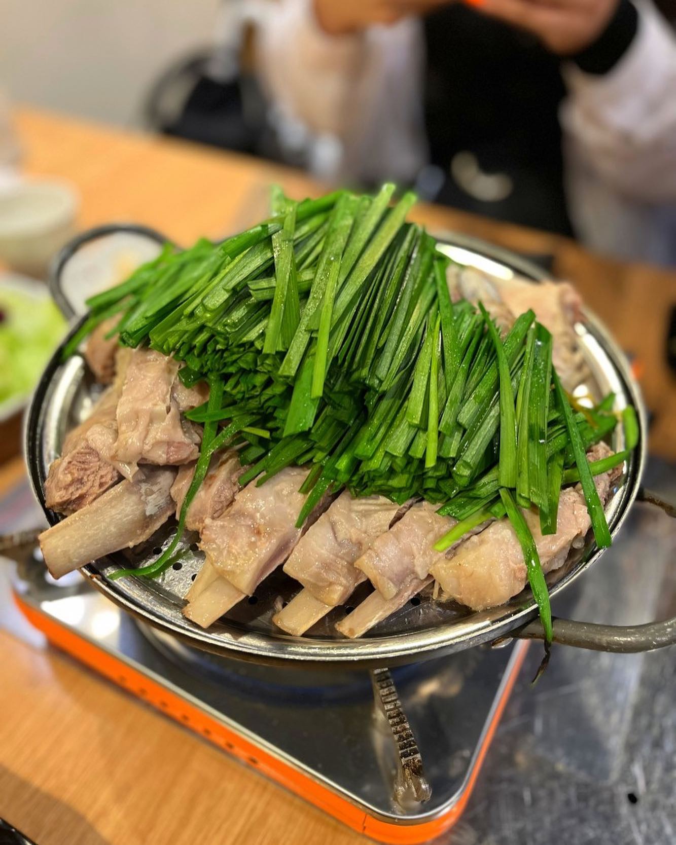 꿀팁 COOL TIP - 안양 양고기 수육 ‘ #운봉산장 ‘ 뚝배기 양탕 얼큰히면서 술안주로 제격!...