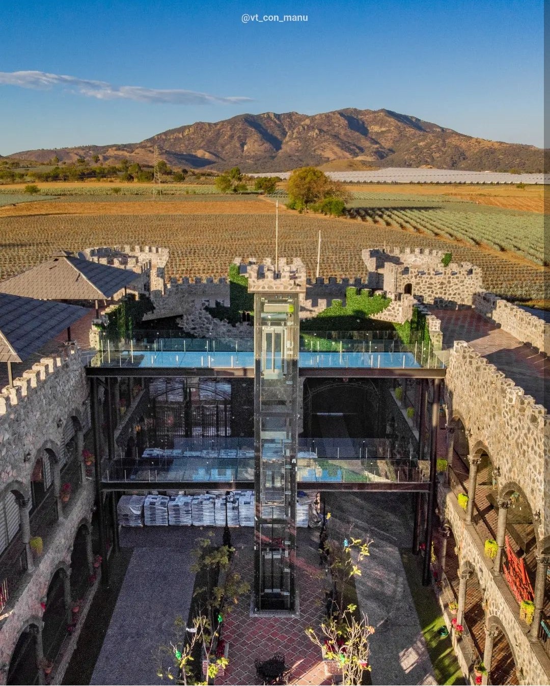 ¿Ya conoces este castillo?🏰 La... - México Travel Channel