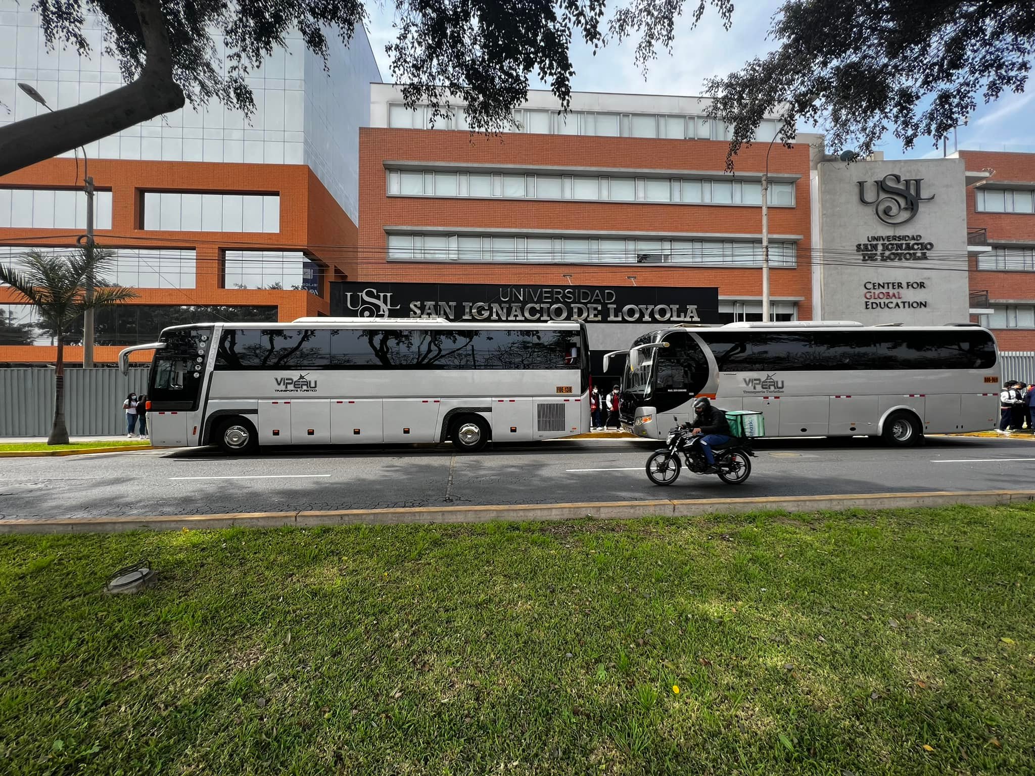 ⭕️TRANSPORTES VIP PERU⭕️ Estimados... - TRANSPORTES VIP PERU