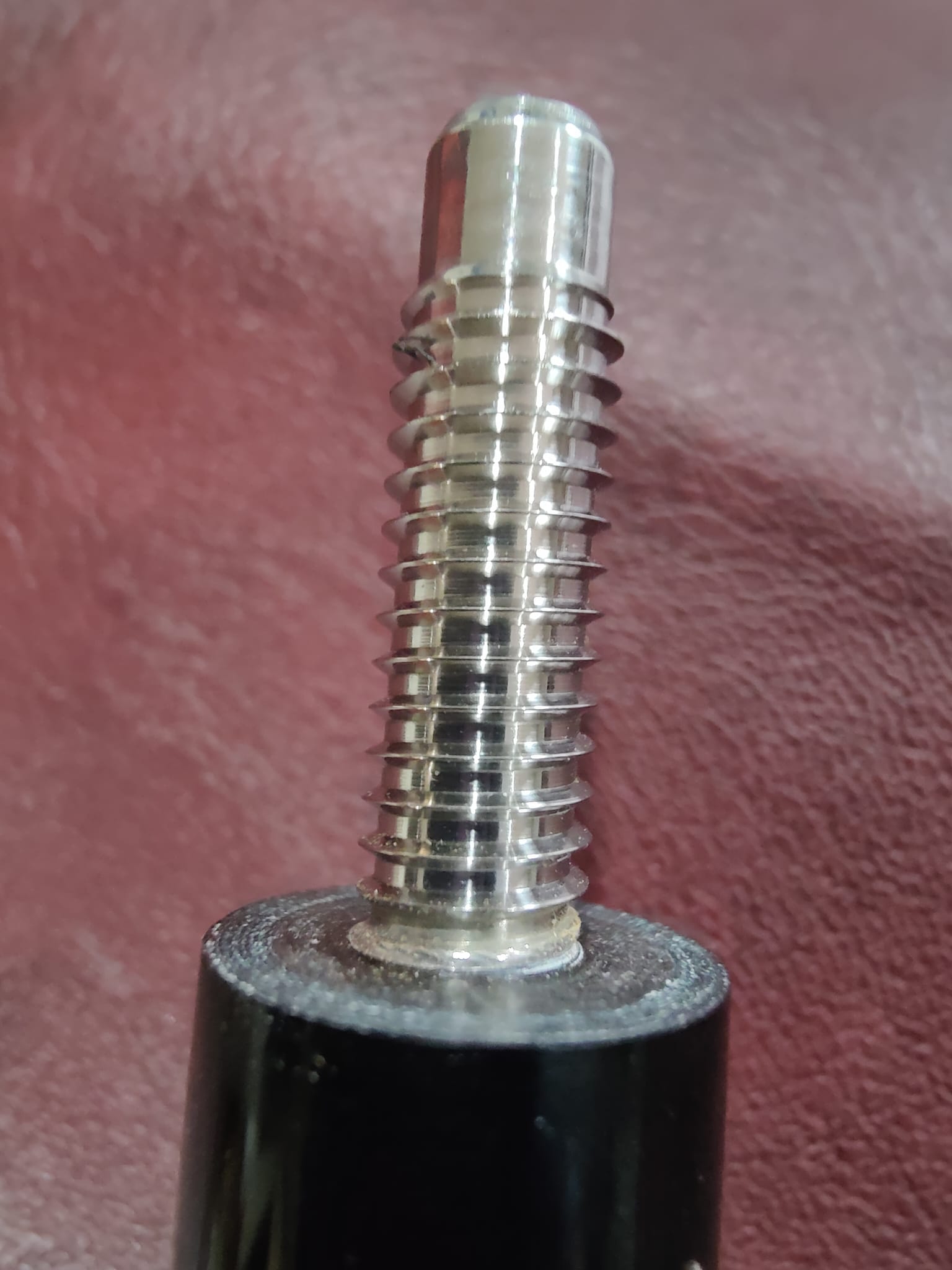 Rare early Omega DPK cue