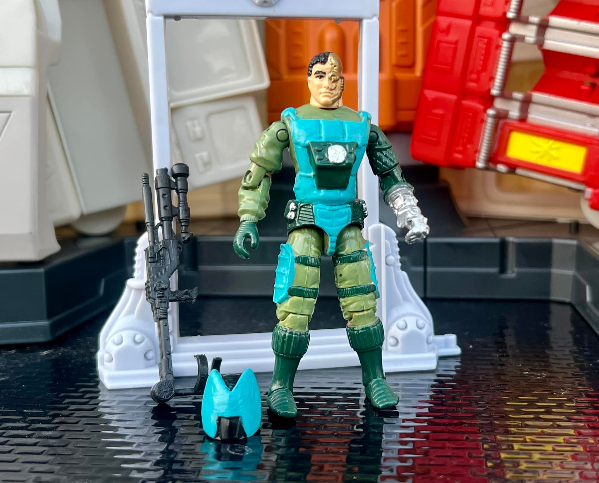 All hail King Joe! The Pedan Aliens