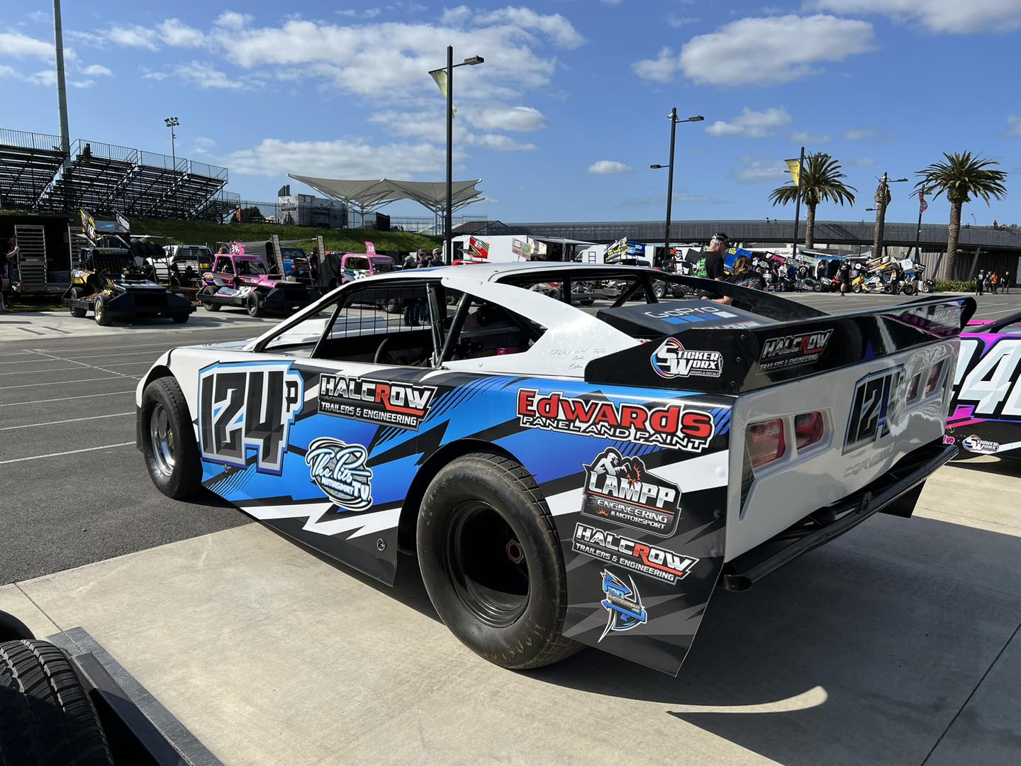 The new look for season... - Danielle Halcrow Motorsport