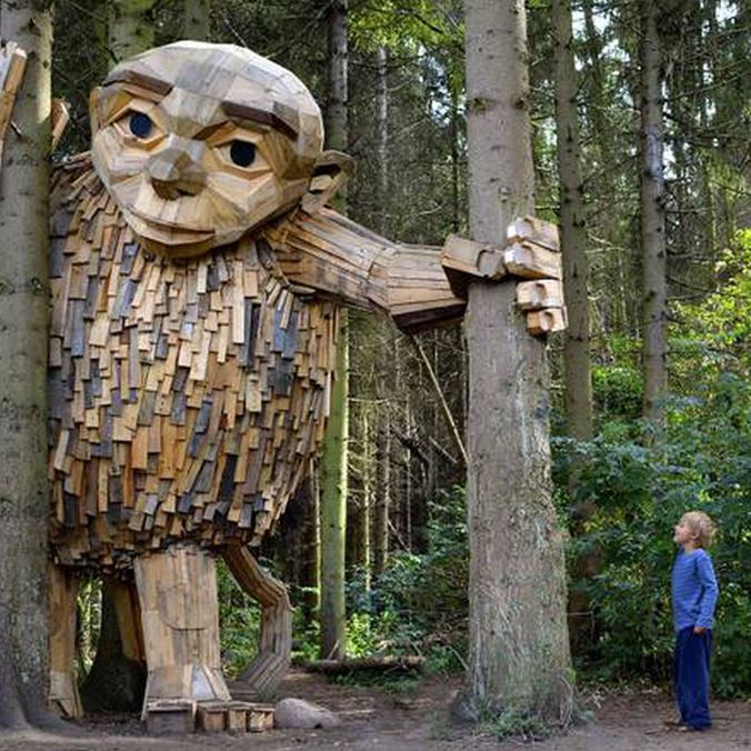 Is this the tallest wooden sculpture ever? 🤯