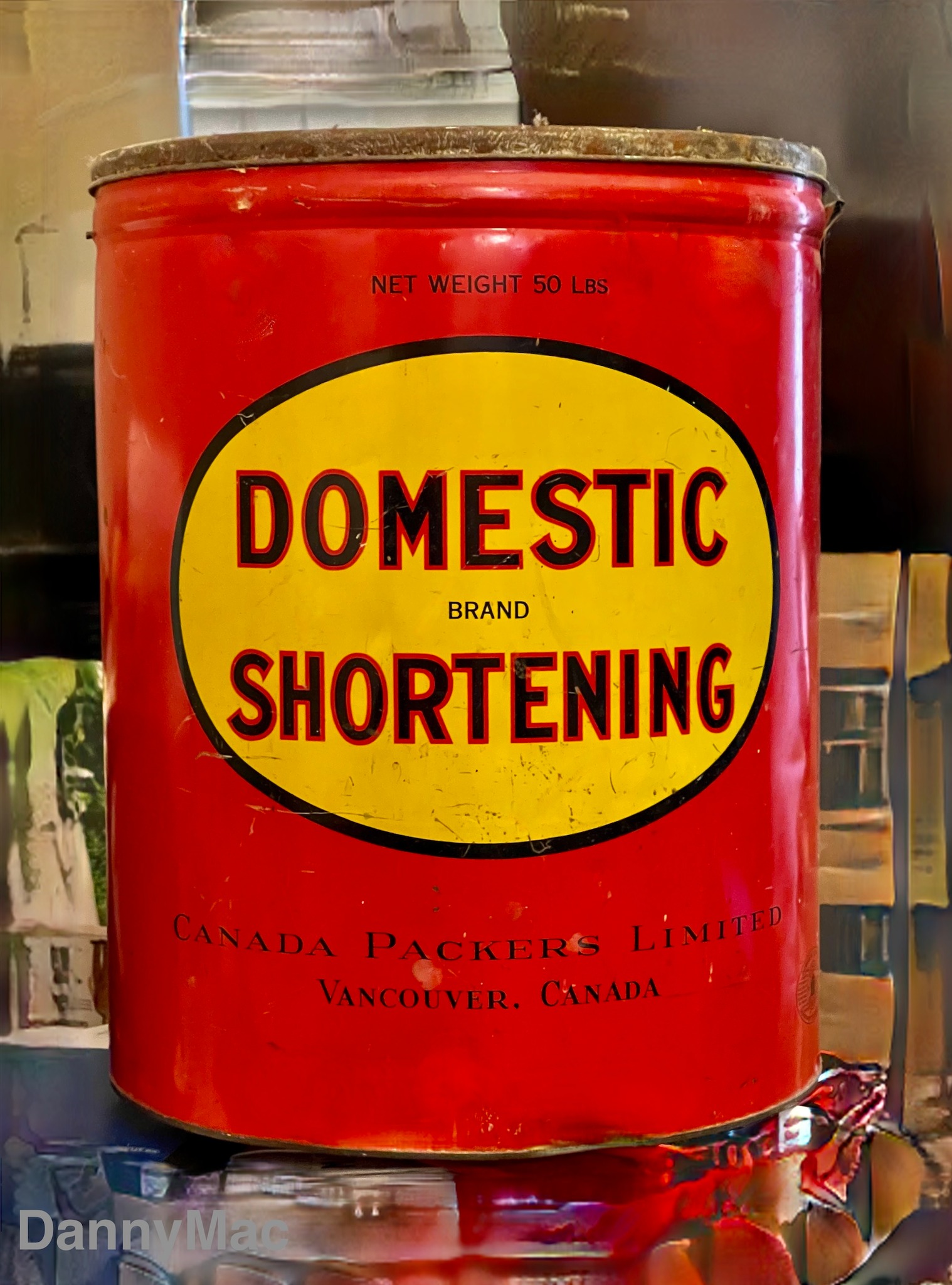 An old Canada Packers Shortening tin. It is a 50 lb (22.68 kilos 