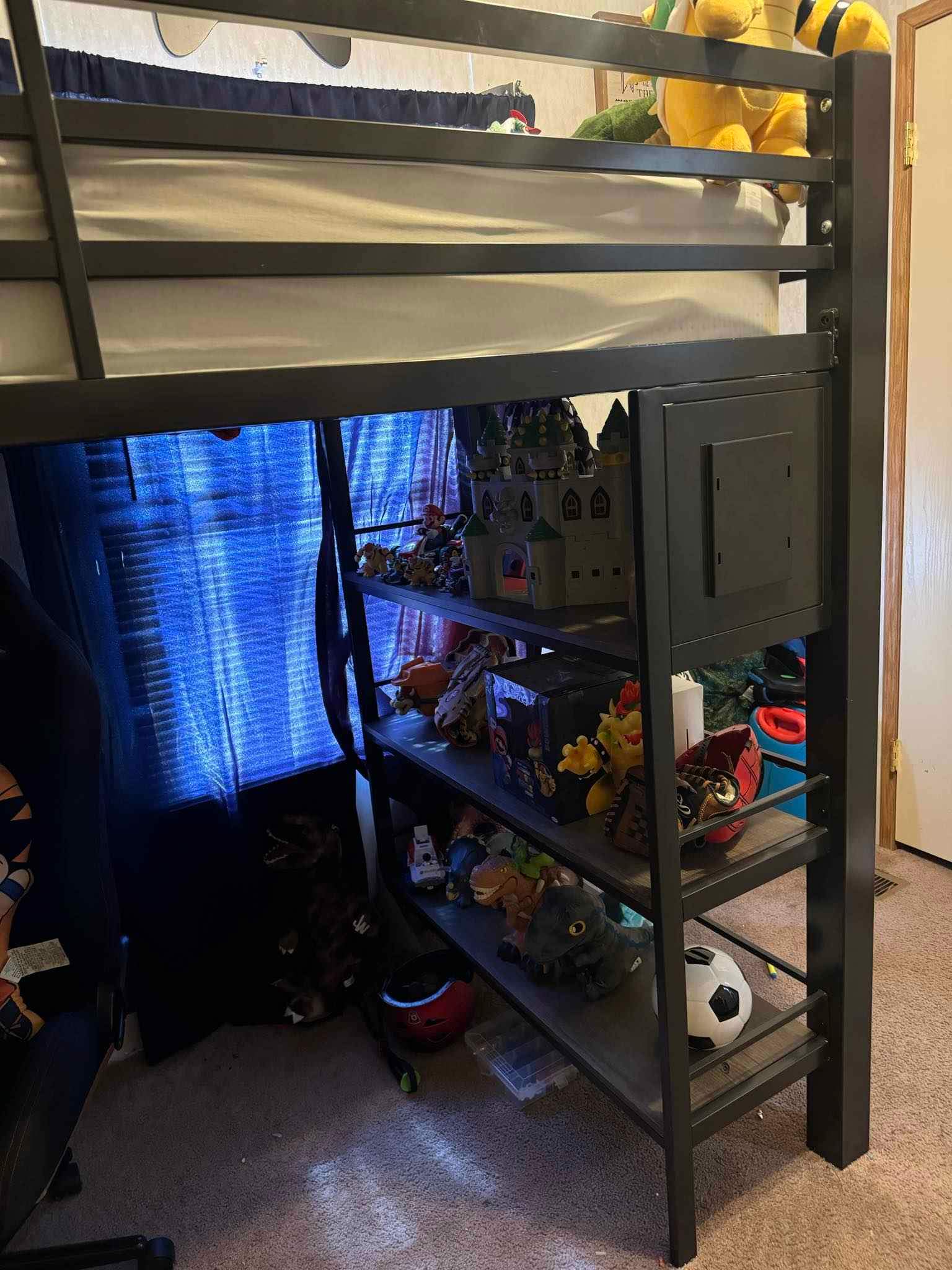 twin loft bed w/mattre Beds & Bed Frames San Marcos, Texas