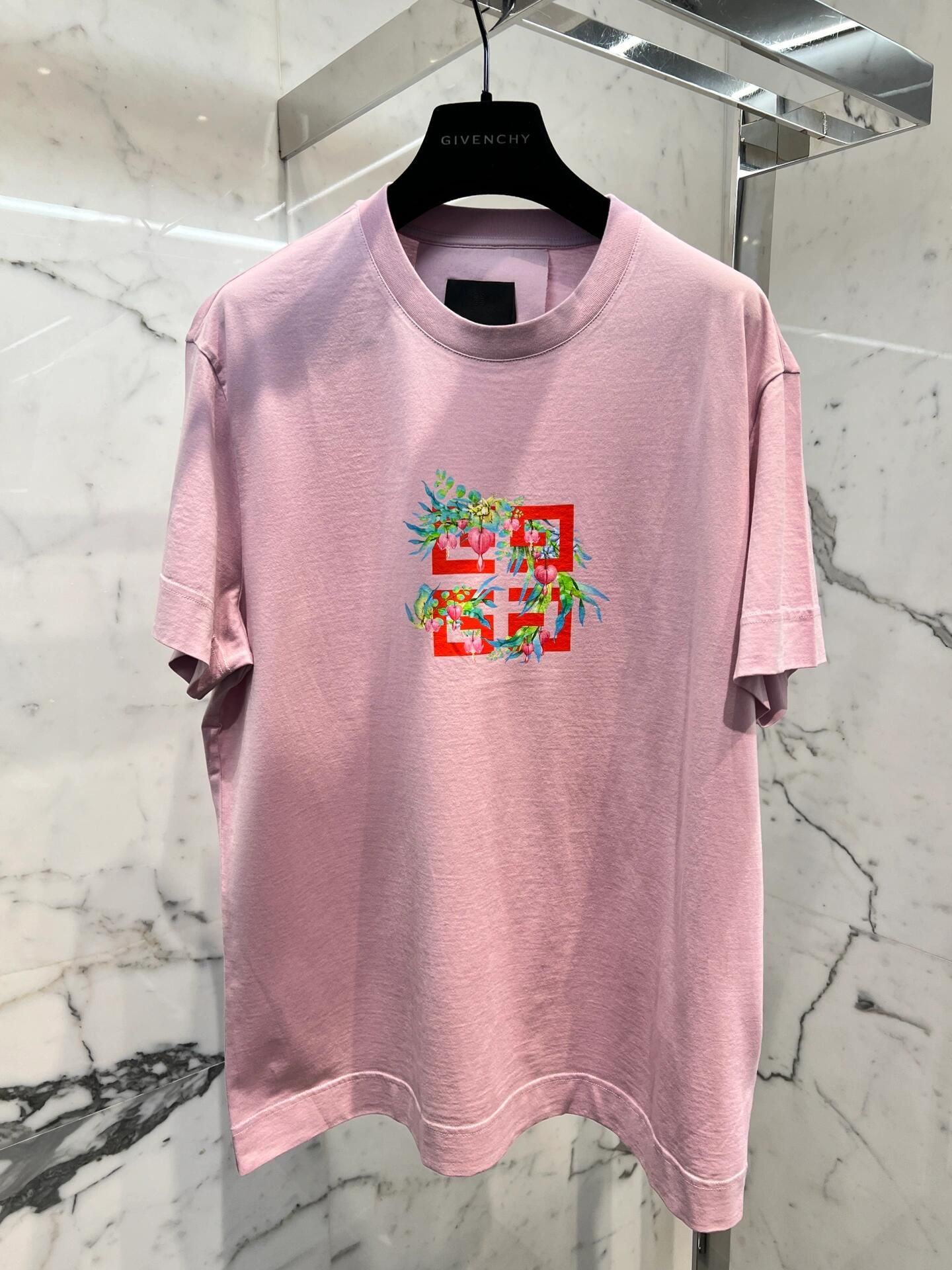 本日のみセール！ジバンシー Facebook
