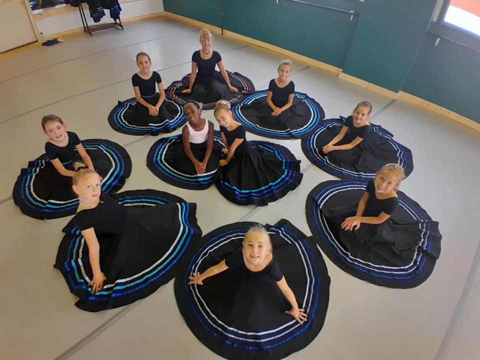 Raising the Barre Academy of Dance | One Hundred Mile House BC