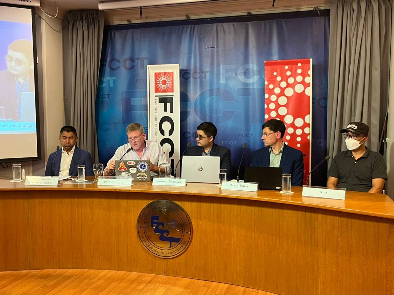 Foreign... - Foreign Correspondents' Club of Thailand - FCCT