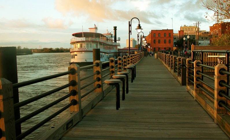Logan Locklear -... - Logan Locklear - Intracoastal Realtor