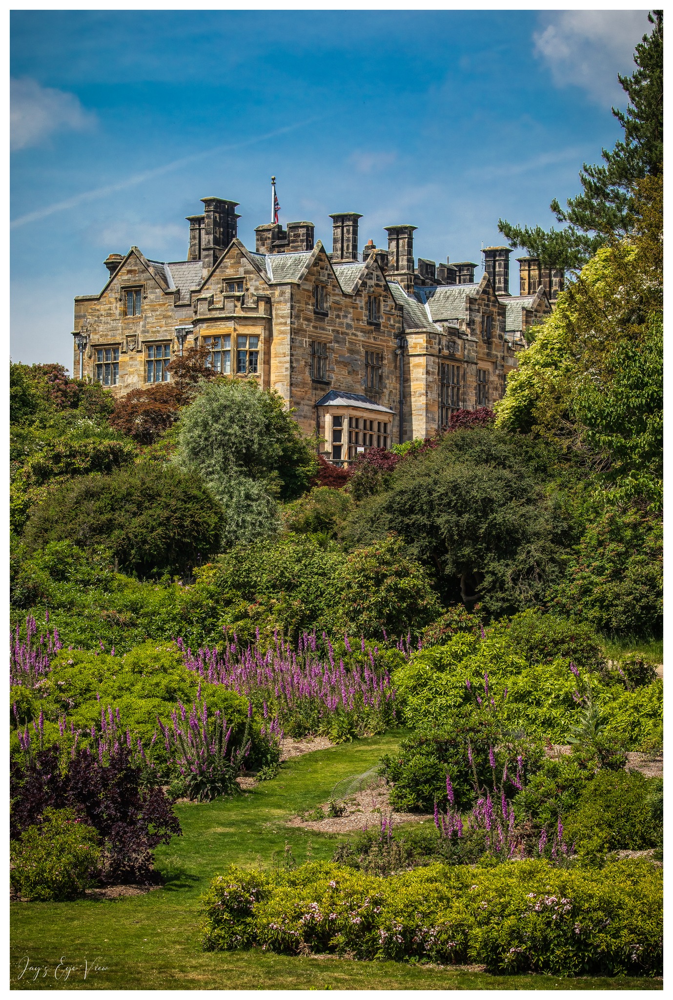 Lovely day spent at Scotney Castle 🏰 Beautiful gardens as well!