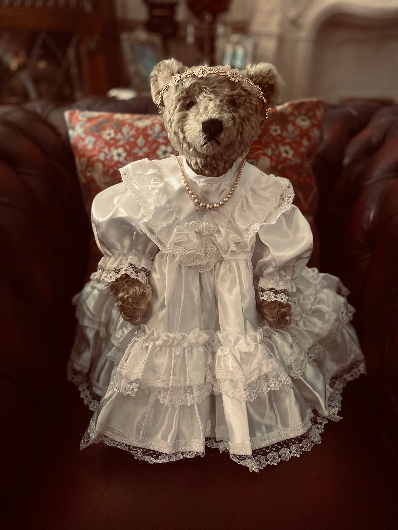 ぬいぐるみ vintage teddy bear with frill dress vintage teddy bear with frill dress vintage teddy bear with frill