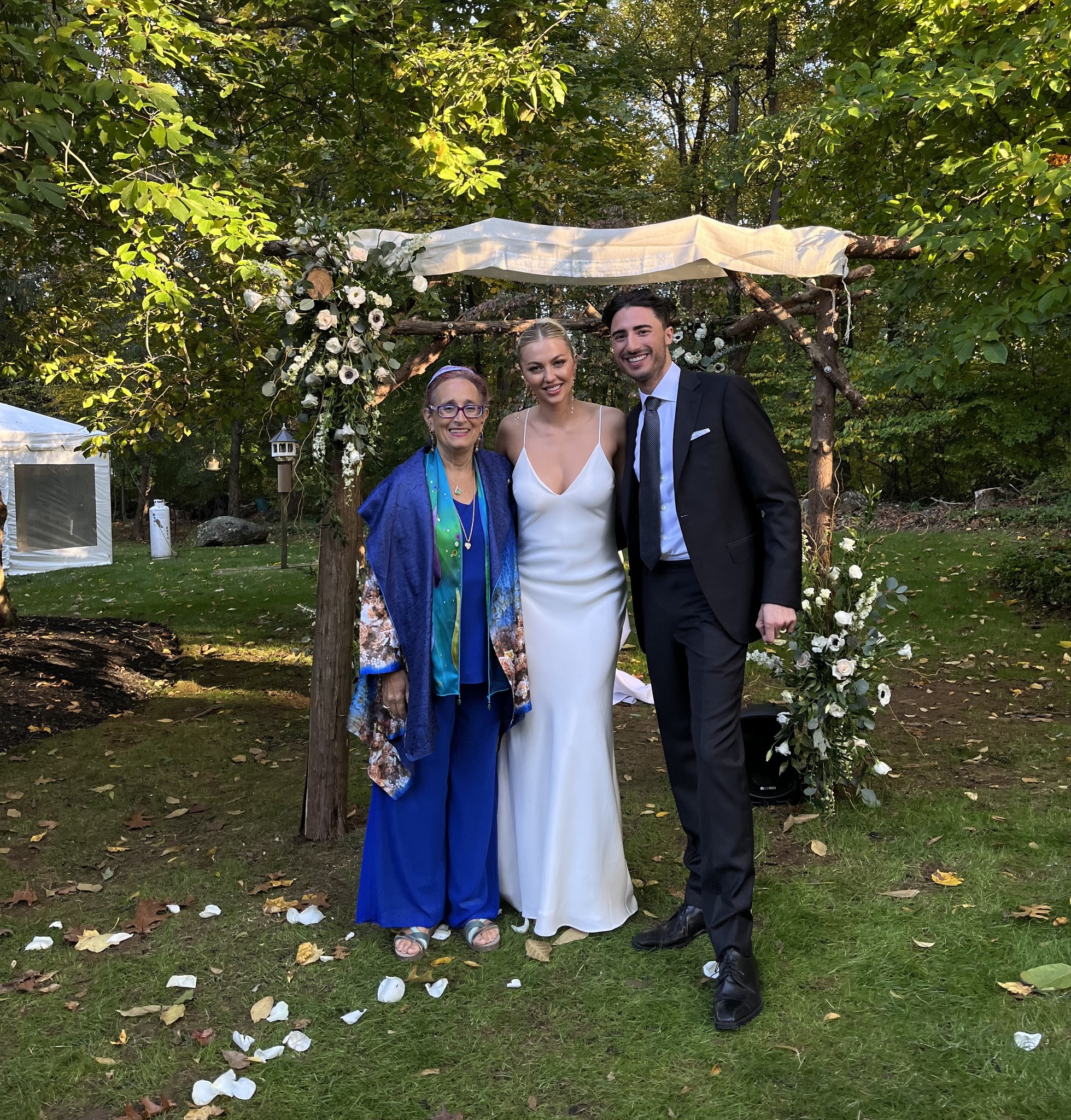 A mazal tov to Deanna and Evan, who... - Rabbi Rayzel Raphael