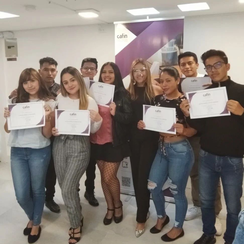🧑‍🎓¡Graduados!🧑‍🎓 Todos... - CAFIN - Capacitación Financiera