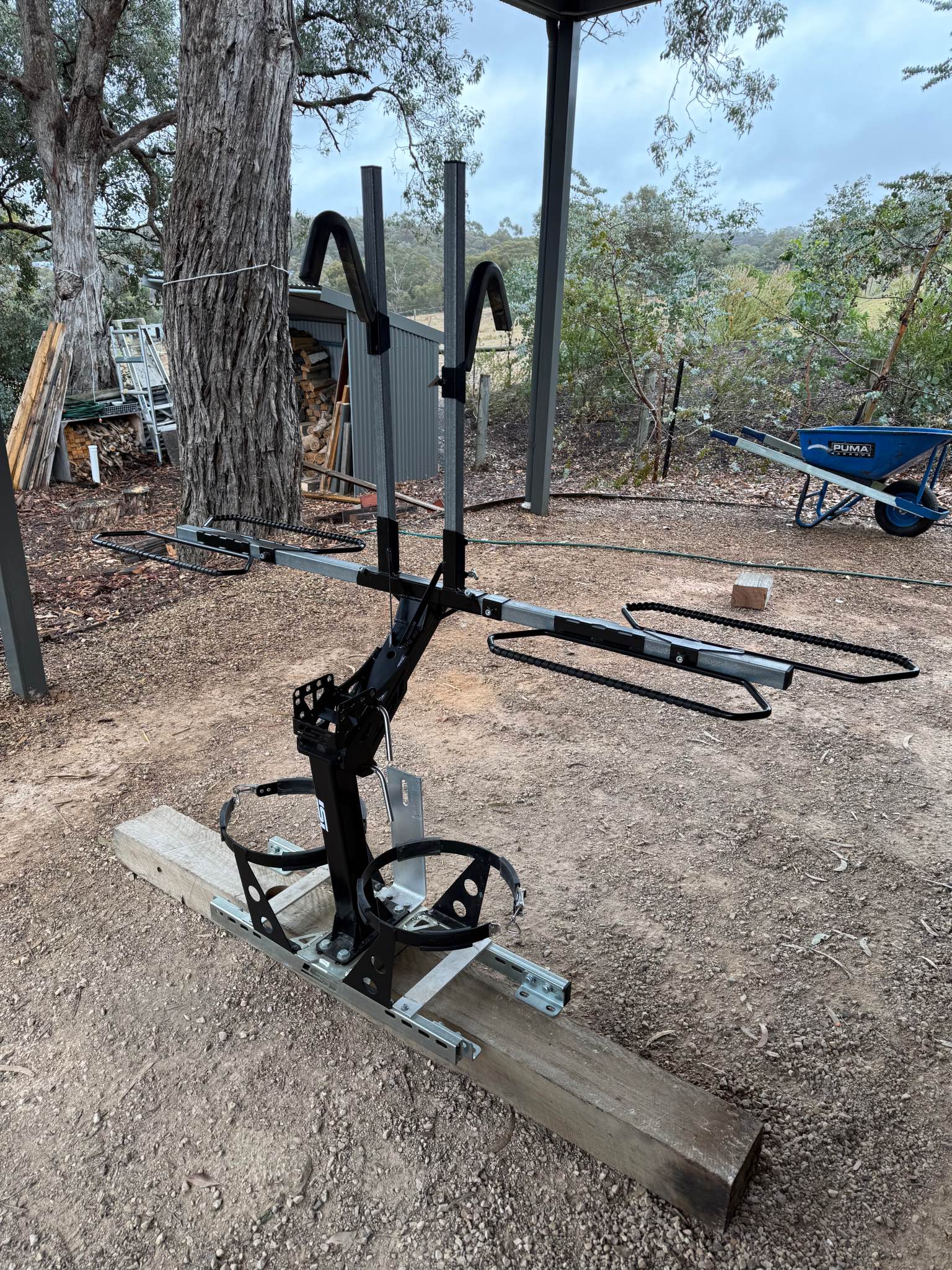 ISI Bike rack - holds 2 bikes on a Car or Caravan - Bicycle Accessories ...