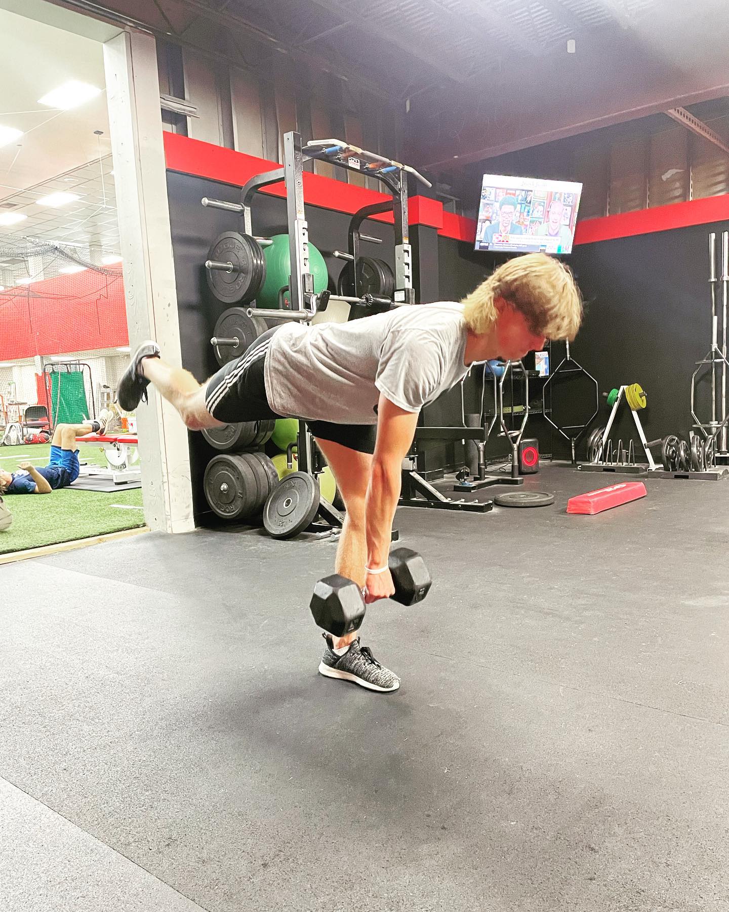 The Single Leg RDL is a staple in... - Top Flight Performance