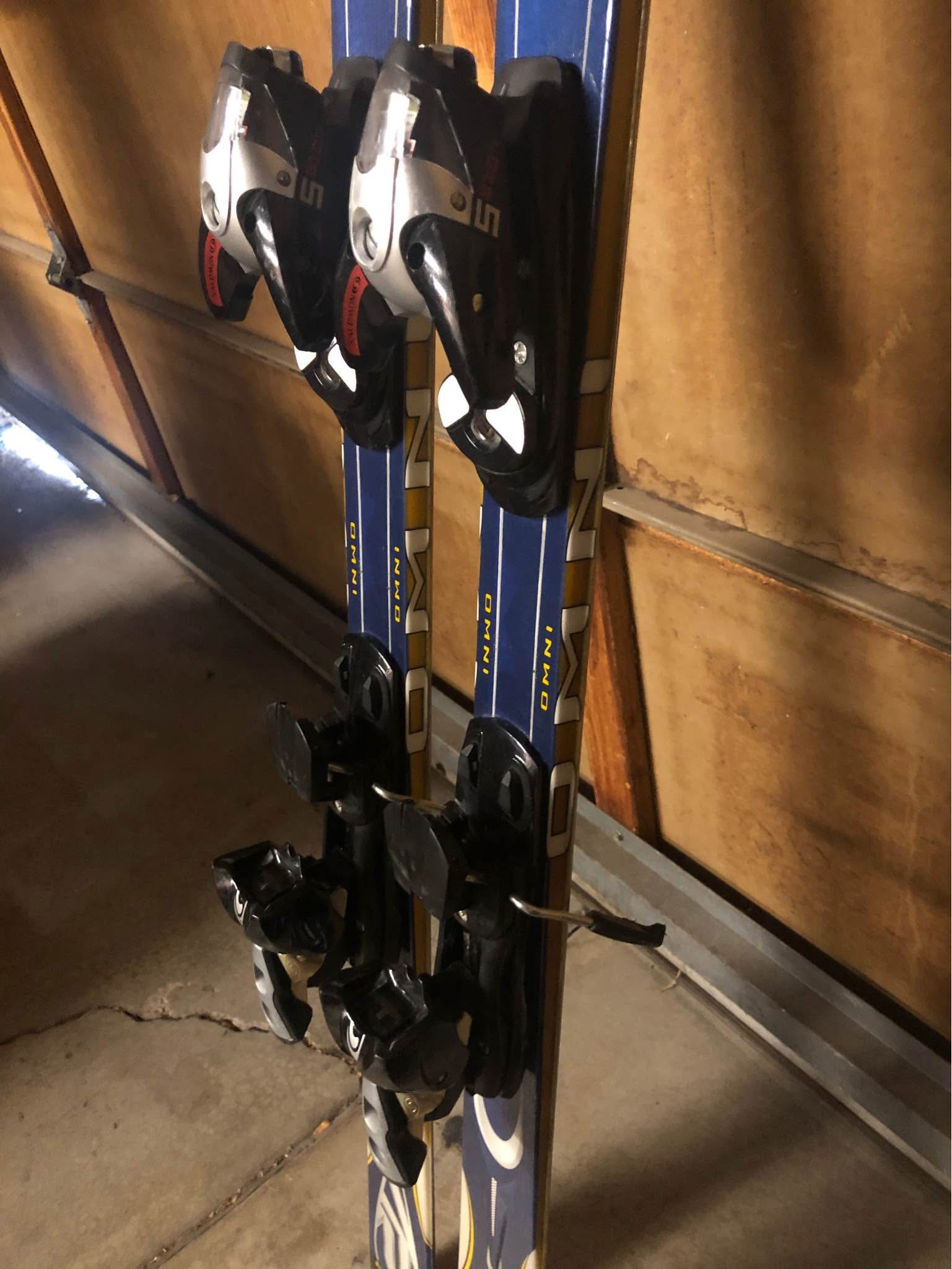 K2 Omni 3.5 Skis size: 167 cm Dimensions: 112-70-97 / R 16 m Style