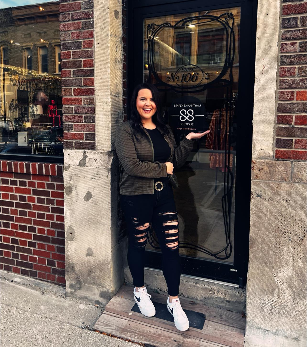 Simply - Hey 411 E Mill Street 😜 Simply Sam is now home 🤗 we’ve been ...