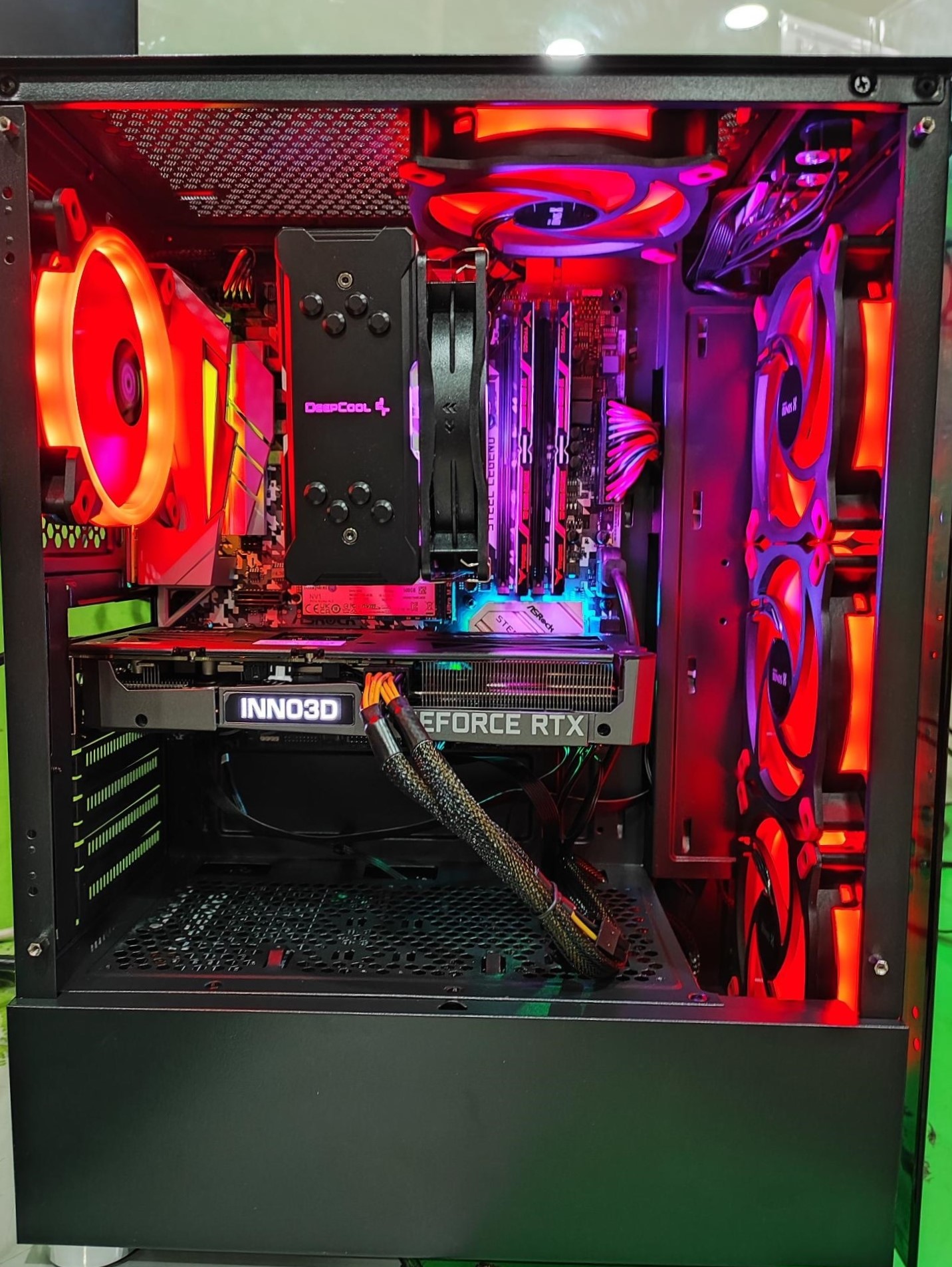 EASY PC - #INSPO of the Day featuring this build from our... | Facebook
