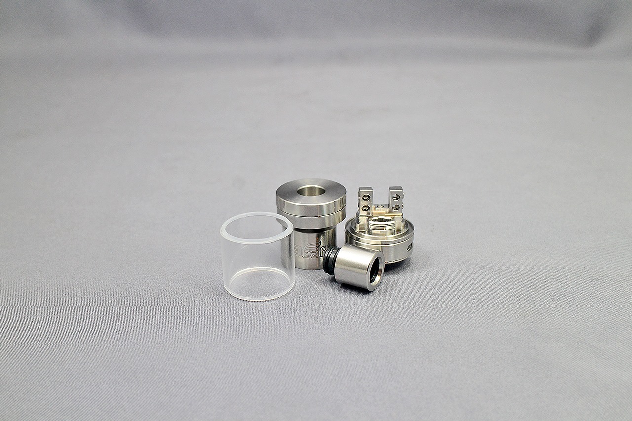 Coppervape 316SS CloudOne Blasted V4 RTA Features: -New 