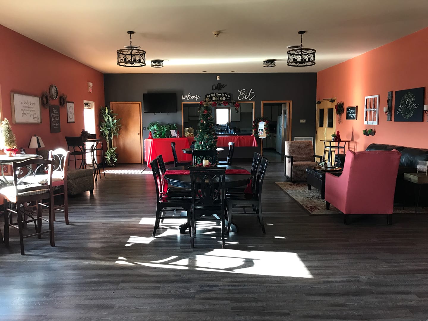 New Life Christian Center | Woodstock IL