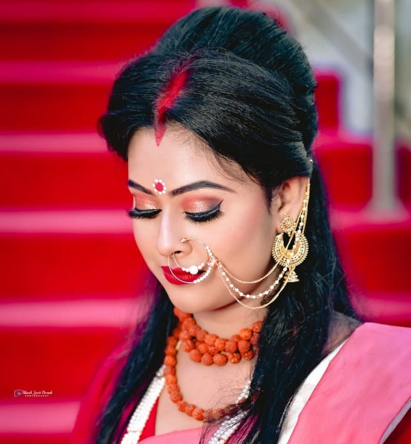 Make up Artist Bondita maina neog