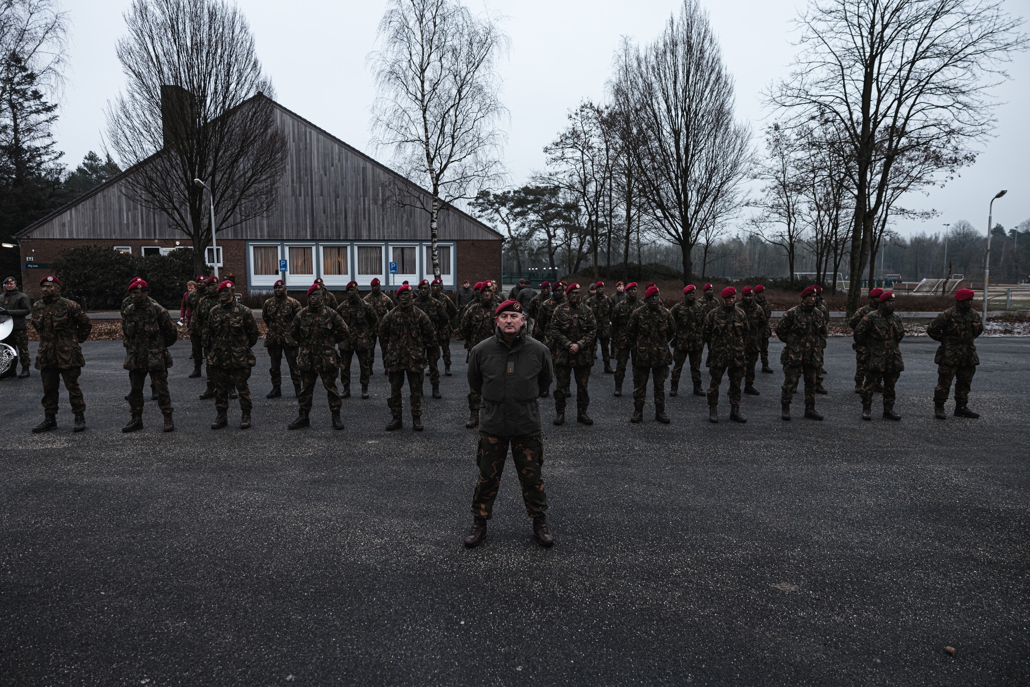 NIEUWE RODE BARETTEN AIR... - 11 Luchtmobiele Brigade | Facebook