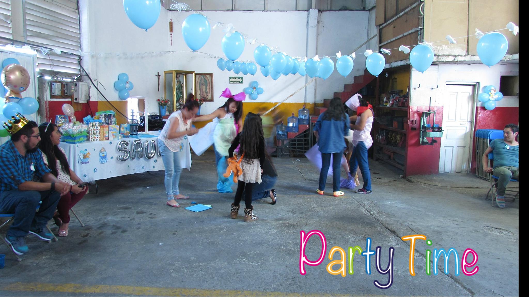 Party Time. | Gustavo A. Madero