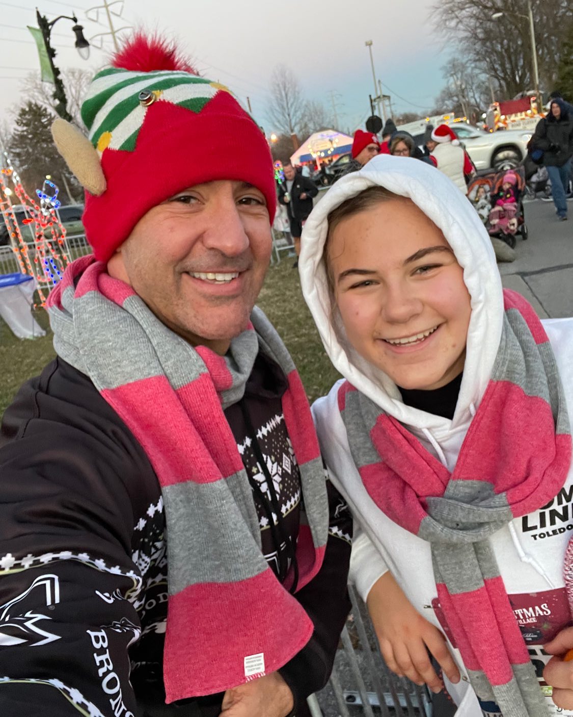 Tony Geftos TV - The Christmas Village 5k in Whitehouse... | Facebook